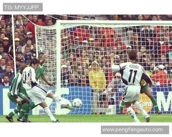 珍藏足球明星的璀璨瞬间与激情时刻的精彩照片集锦